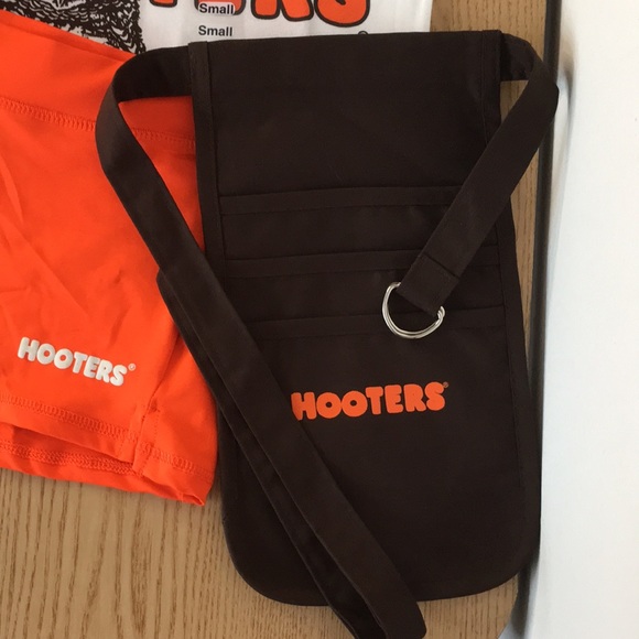 New Hooters Girl Uniform Tank Shorts Pouch Hose & Socks Size XS - Picture 4 of 8